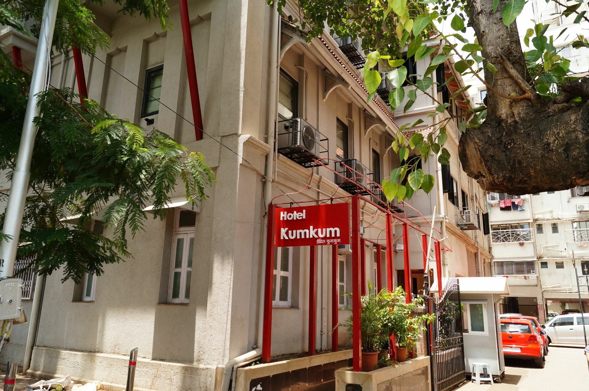 Hotel Kumkum Mumbai Exteriör bild
